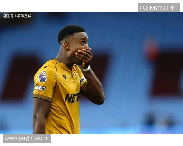 足球球星低头时刻曝光 让人深思背后的情感与压力